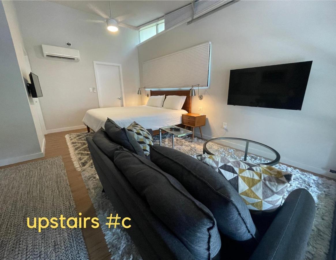Normalbnb - 2 Blocks From Restaurants, Bars, Hospital Athens Eksteriør bilde